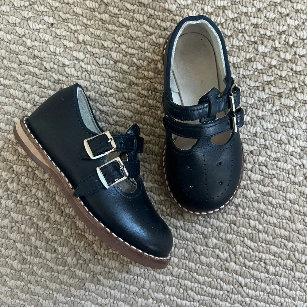 Kepner Scott/Zimmerman Navy t strap shoes size 7 - Picture 2 of 5